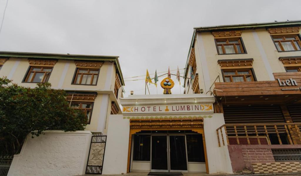 Hotel Lumbini Лех Екстер'єр фото